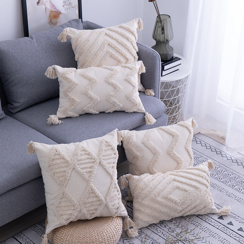 Gentle Tufted Cushion Cover