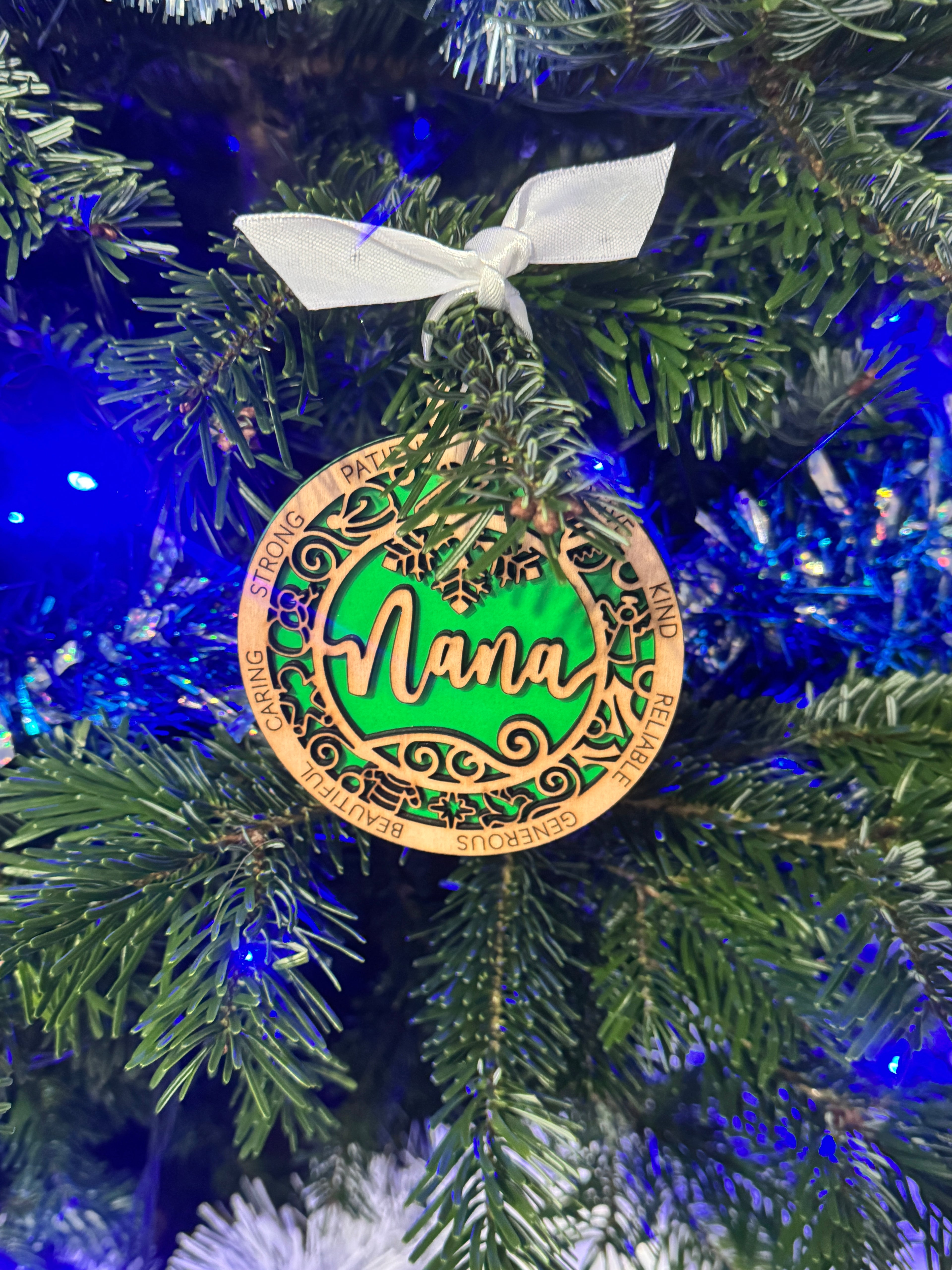 Christmas Tree Decoration (nana)